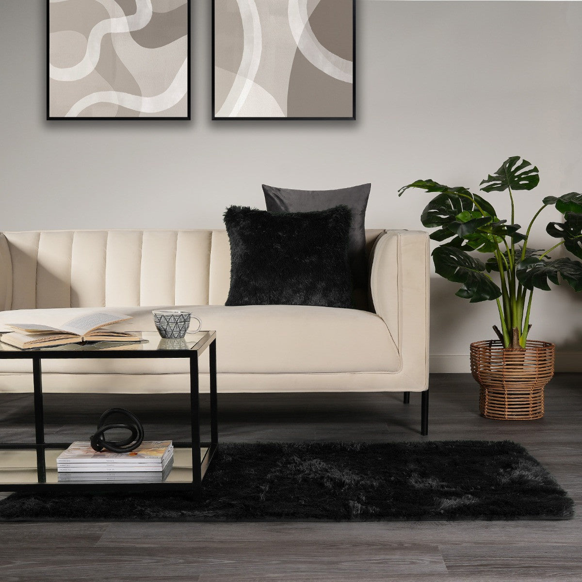 Fluffy Rug - Black