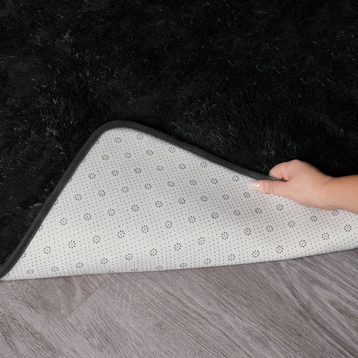 Fluffy Rug - Black